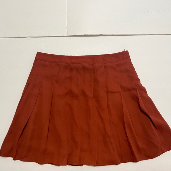 Pleated Skirts Bundle - fits like Small - Picture 2 of 9
